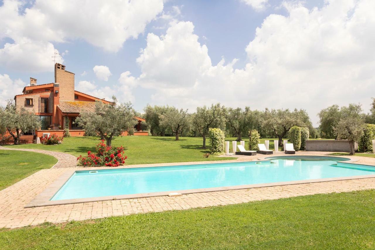 Villa In Via Della Marcigliana Casale Torre San Giovanni ภายนอก รูปภาพ