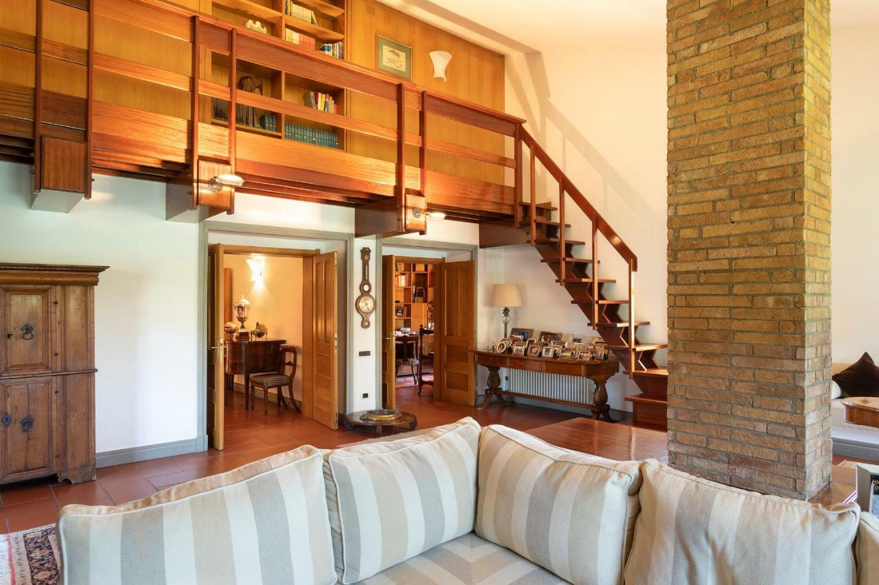 Villa In Via Della Marcigliana Casale Torre San Giovanni ภายนอก รูปภาพ