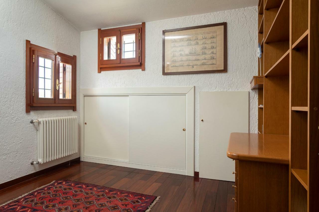 Villa In Via Della Marcigliana Casale Torre San Giovanni ภายนอก รูปภาพ